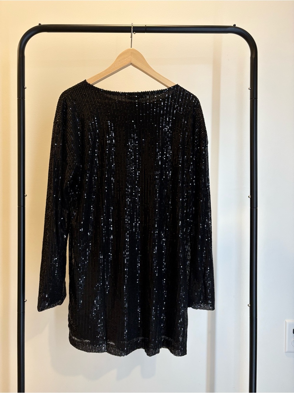 Motel Rocks Black Sequin Long Sleeve Tunic Dress - Picture 2 of 4